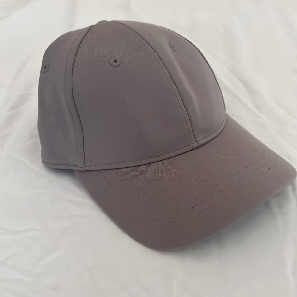 Dolphin Gray/dusty lilac Hat